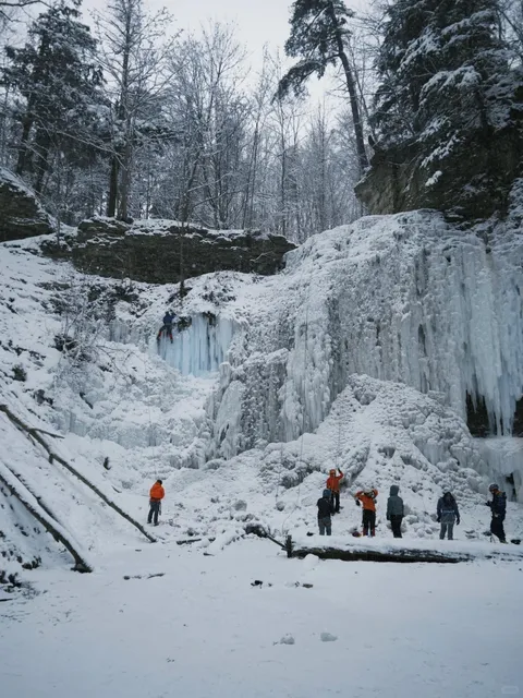 ❄️ Hamilton’s Ice Adventure: Tiffany Falls 📍✨