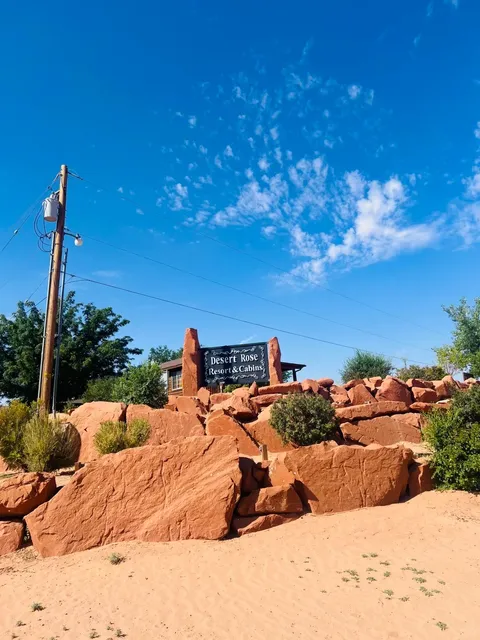 🇺🇸 Desert Rose Hotel Near Monument Valley 🏜️🌹