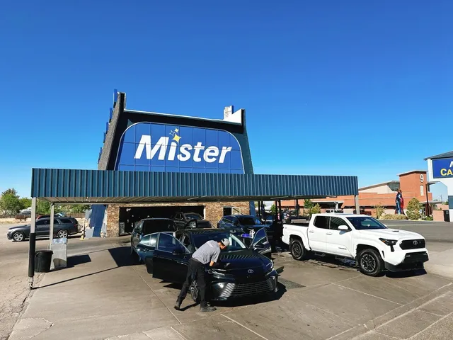 📍Breaking Bad Pilgrimage Stop 3: Walt’s Money Laundering Car Wash! 