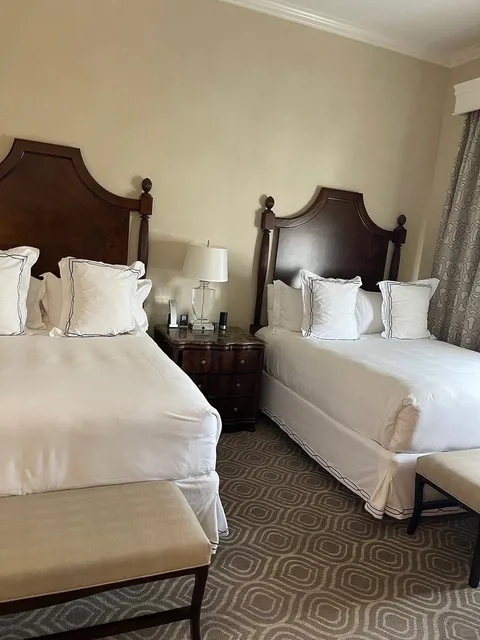 Revisiting This New Orleans Hotel Again & Again – Such Great Value! 🏨