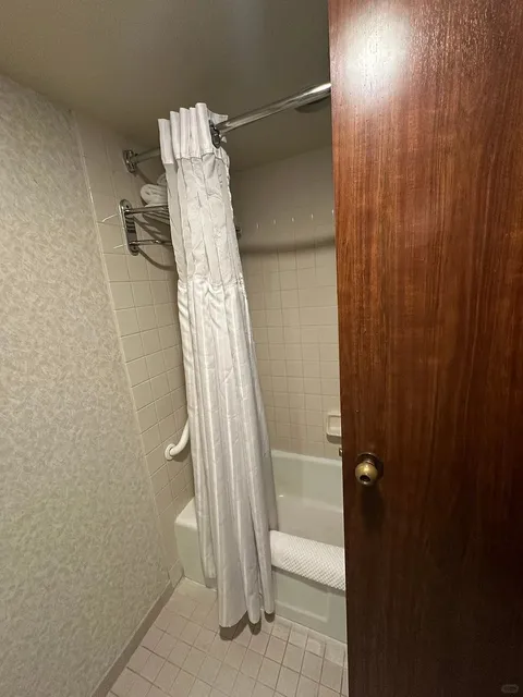 I’m So Good at Finding Hotels in San Jose… Affordable & Convenient 😭