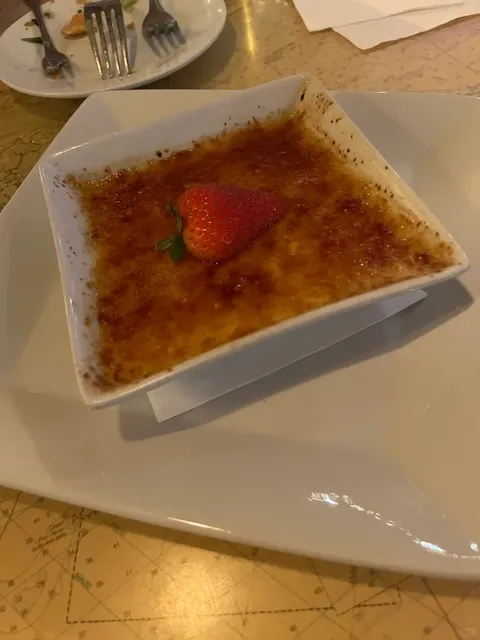 Must-Try Seafood Tower in Charleston, SC 🦞