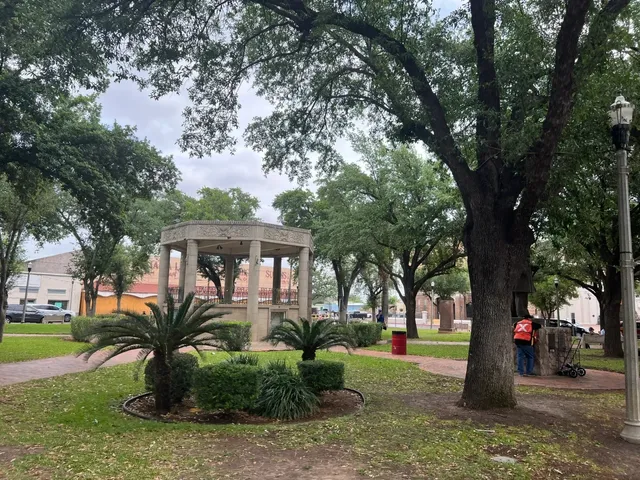 The U.S.-Mexico Border: Laredo & Nuevo Laredo