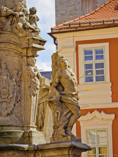 🇨🇿 Kutná Hora: Prague’s Underrated Wine & Bone Gem! 🍷💀