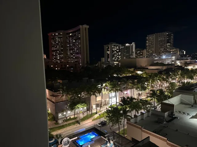 Aloha Welcome – A Truly Beautiful Hotel in the Heart of Waikīkī! 🌺