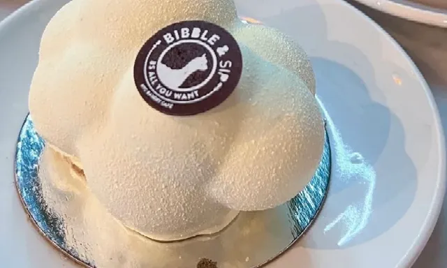 New York | Don’t Just Stick to Profiteroles at Bibble & Sip 🍰