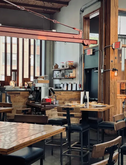 ​​Vancouver’s Industrial-Chic Gem | Belgard Kitchen  ✈️🍳