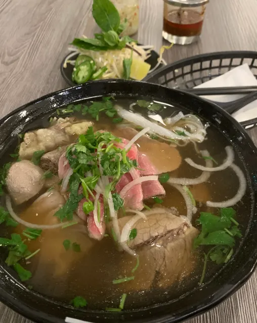 Burnaby's Cozy Vietnamese Spot | Pho 68 Review