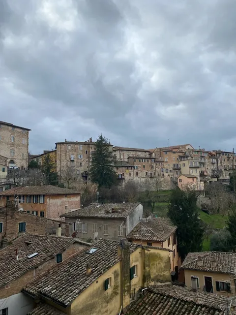 🇮🇹 Perugia Day Trip | Italy’s Hidden Hilltop Gem