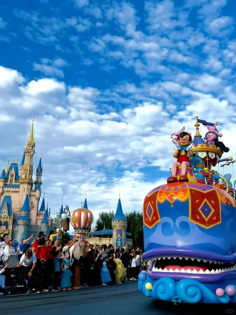 The Magic of the Parade & The Soul of Magic Kingdom 