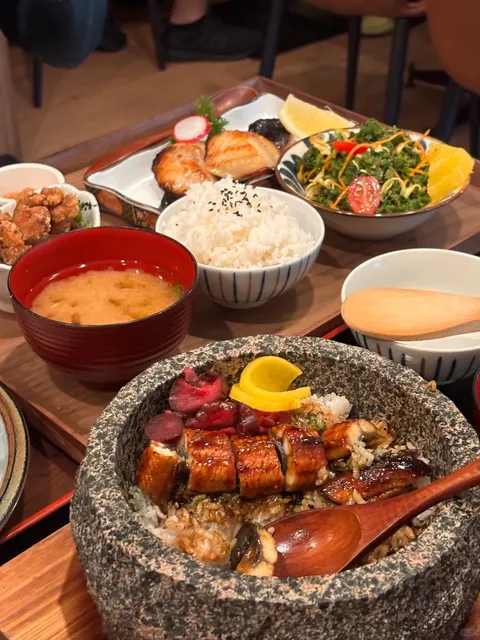 🥢 Vancouver's Hidden Gem｜A Japanese Eatery in the Alley