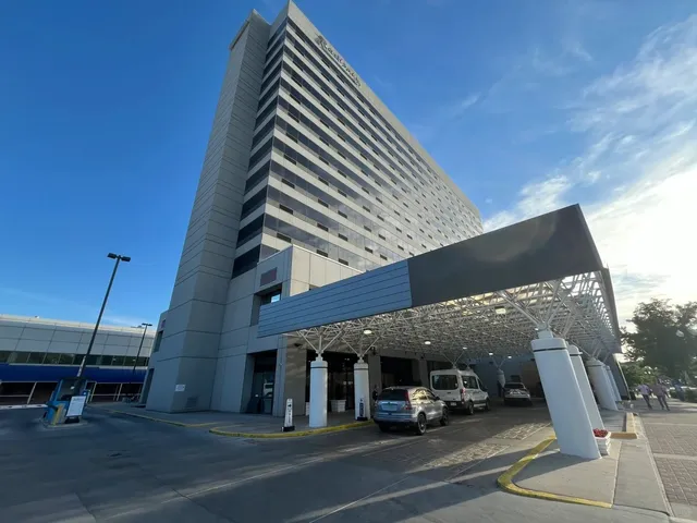 Radisson Hotel Salt Lake City Downtown 🏨✈️  