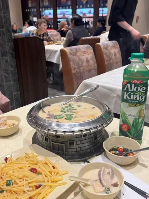 Jinli – The Most Foreigner-Friendly Chinese Restaurant in London! 😱