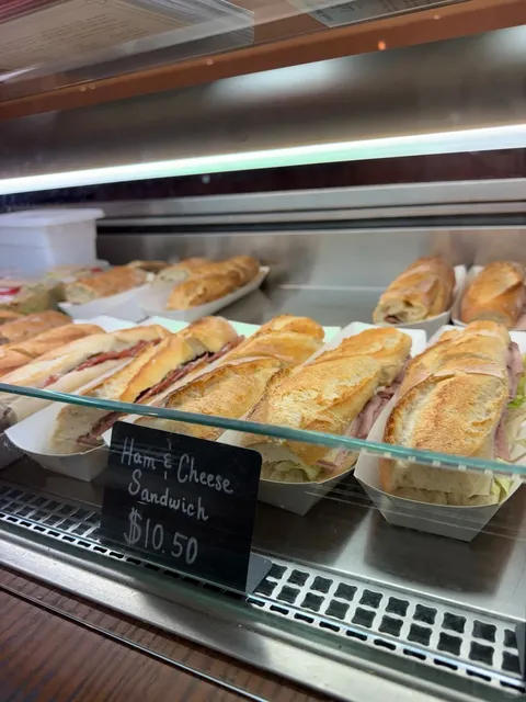 La Fournette — Chicago's Old-School French Bakery 🥐🇫🇷