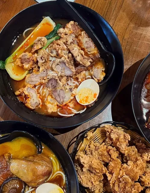 🍜My spiritual pillar is to rub this bowl of rice on a regular basis!