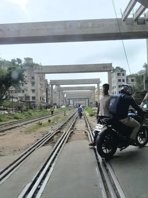 Dhaka, Bangladesh: A Journey of Unexpected Warmth 🇧🇩✨