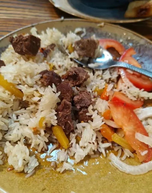 🇪🇪 Tallinn Food Guide: This Baked Bun Will Blow Your Mind