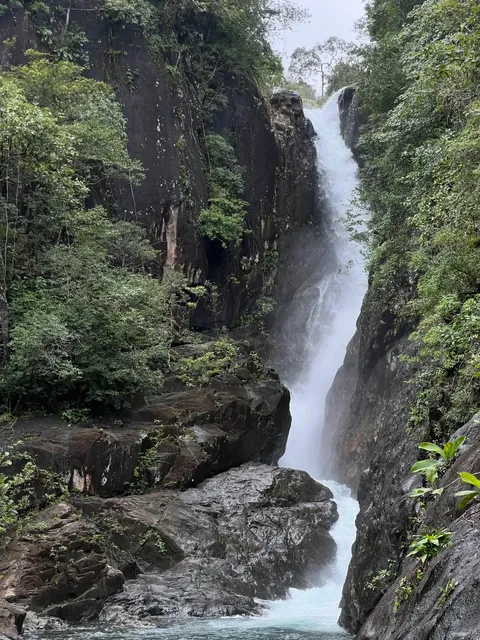 🌴 Exploring the Hidden Paradise of Khlong Phlu Waterfall 🌊
