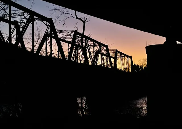 🌄 Sunset Lookout Point in West Virginia
