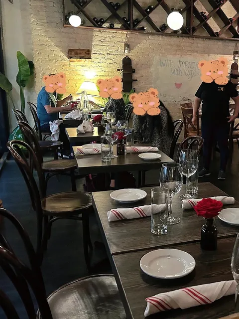 NYC｜A Columbia-Area Bar with DAILY $1 Oyster Happy Hour! 🦪🎓