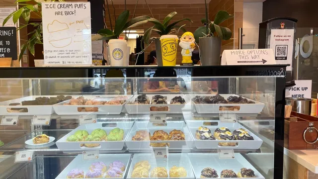 Atl | Limited Edition Puff at Beard Papa’s 🍫🍵