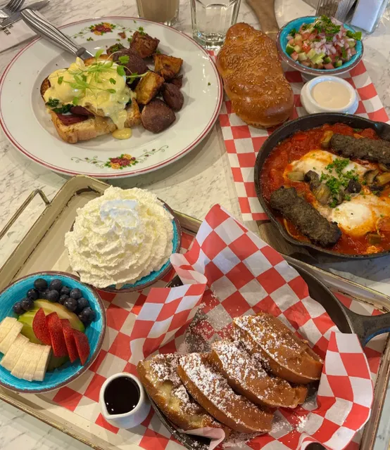 Boston Super Fire Brunch 🧇 Good to eat and good to take pictures!