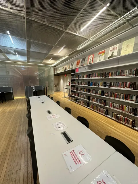  53rd Street Library in New York(2)