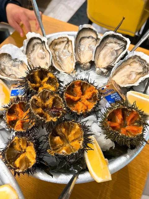 Come to the Old Port of Marseille and Eat Oysters and Sea Urchins!