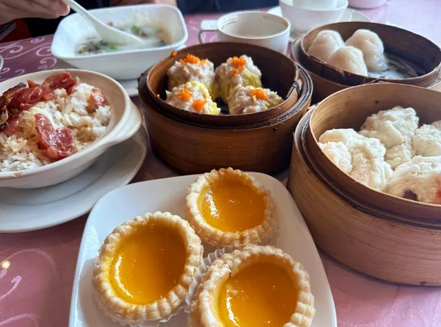 Golden Dynasty | Waterloo's Best-Kept Cantonese Secret 🥢✨