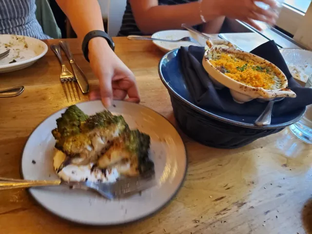 🍴 Mediterranean Tapas – A Fresh & Flavorful Escape! 🌿🌞