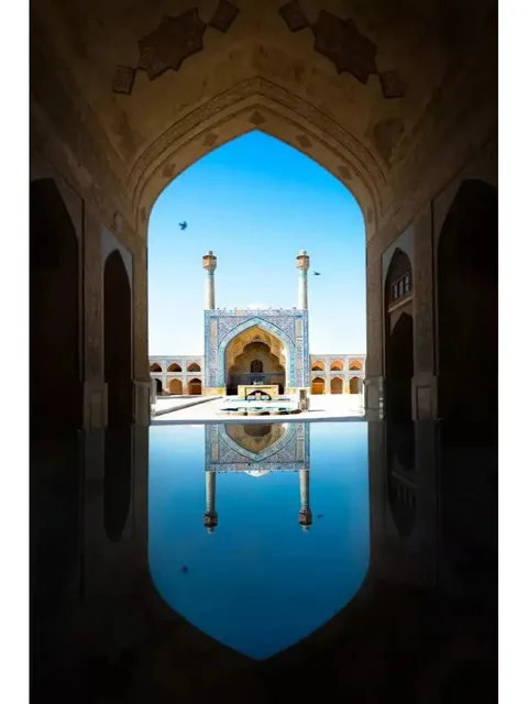 🕌 Imam Mosque: A Masterpiece of Persian-Islamic Architecture （2）