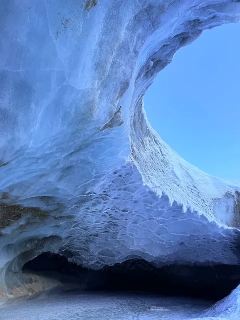Castner Ice Cave: Wind Howling