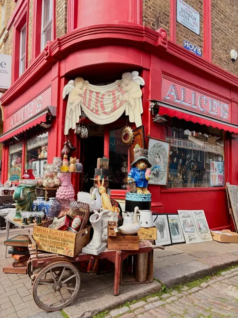 🇬🇧 Notting Hill with Parents: A Colorful London Must-See! 🌈