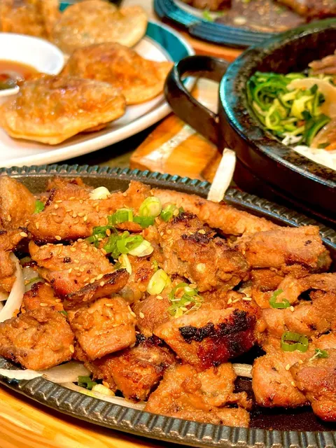🔥 NYC Korean Hidden Gem‼️ Amazing Flavors + 15 FREE Side Dishes 🥹