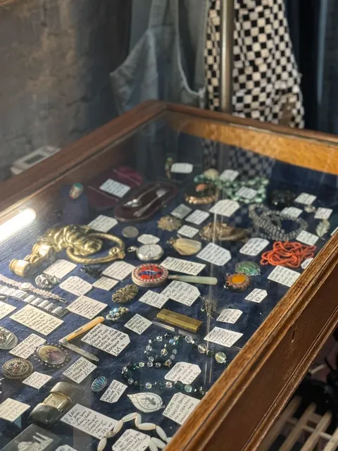 🇬🇧 Hidden Gem Alert: 69A - Liverpool's Vintage Wonderland!