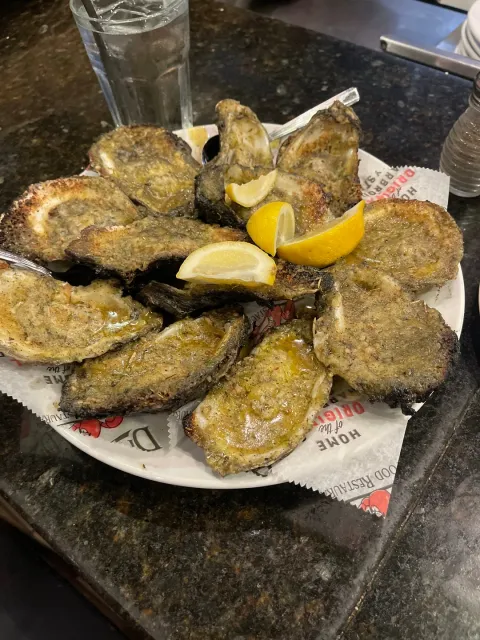 Fast Service & Great Vibes! 🦪✨