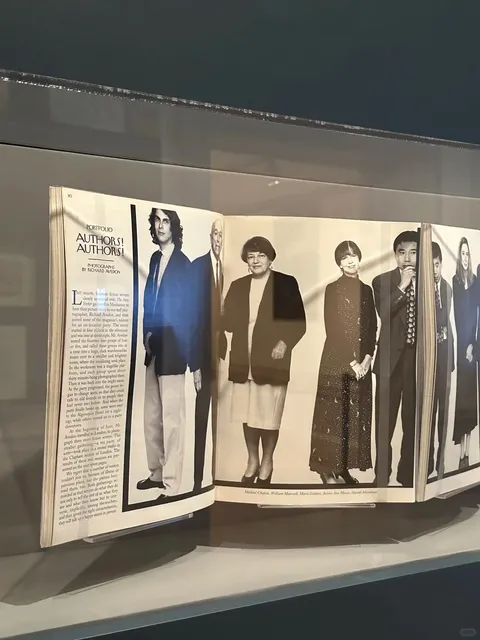 Take You into The New Yorker's 100 - Year Anniversary Exhibition (2)📖