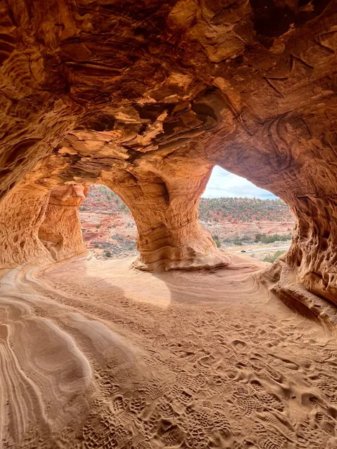 📍Hidden Gem in Utah – Kanab Sand Cave 🌵✨