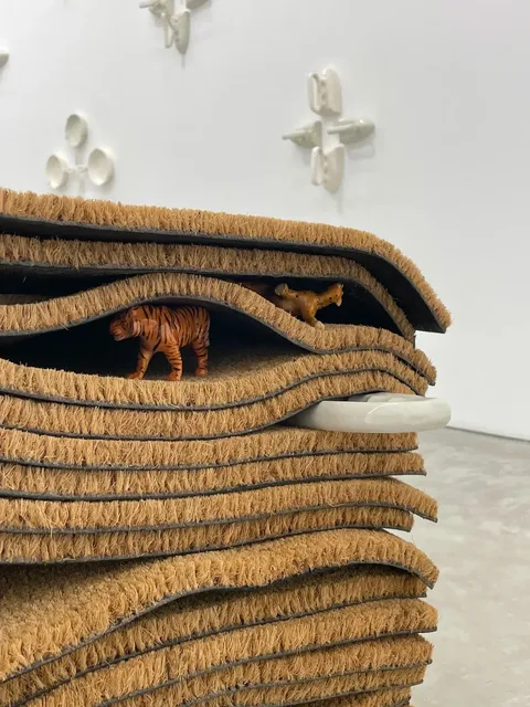 LA Art Exhibition: Memories Hidden in the Blanket 🎨✨