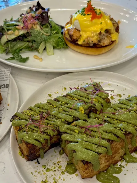 🇨🇦 So Good I Couldn't Wait to Leave the Restaurant Before... 😍