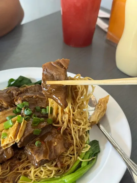 🥟 XiBei vs. The Kingdom of Pre-Made Meals 🍅