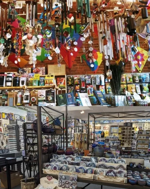 Great Gift Shops to Explore in Boulder 🎁