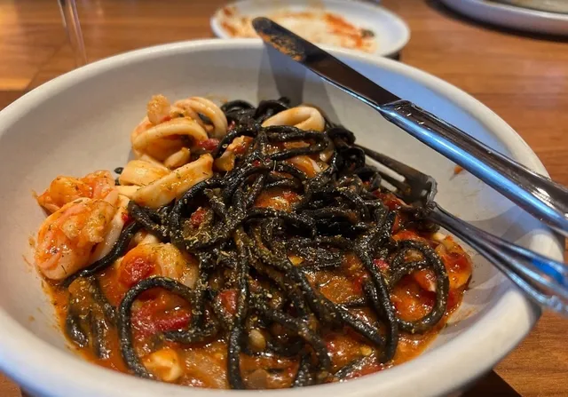 Green Hills Mall Dining!