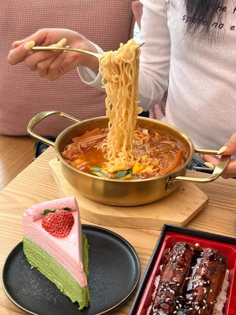 New Matcha Shop in Paris