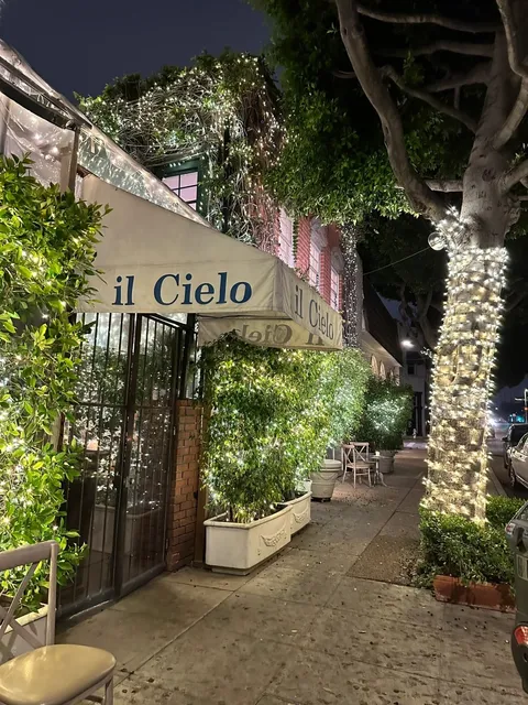 Beverly Hills Il Cielo – A Restaurant Full of Ambiance! 🎉🍝