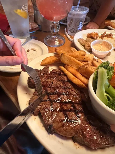 Texas Roadhouse | The Ultimate Steak Value in America 🐮