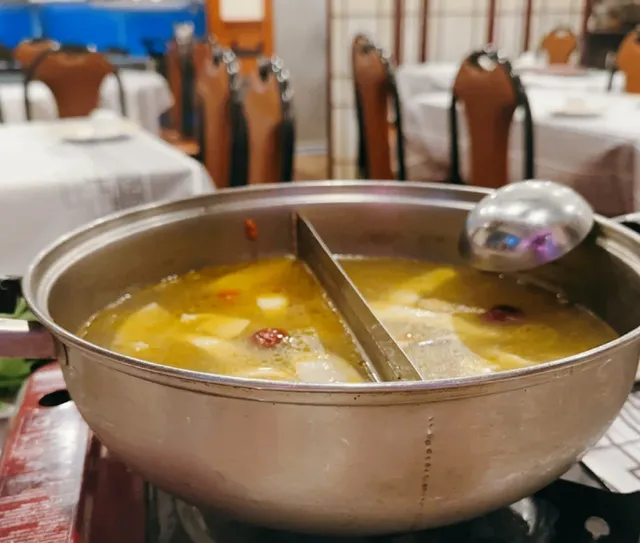 How can you not eat a hot edge stove in autumn in Boston?