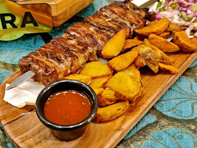 🇦🇪 Dubai's Best-Kept Secret: Insanely Affordable Uzbek Grill