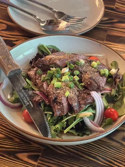 Temsib Eatery & Bar - Bellevue's Can't-Miss Thai Spot!