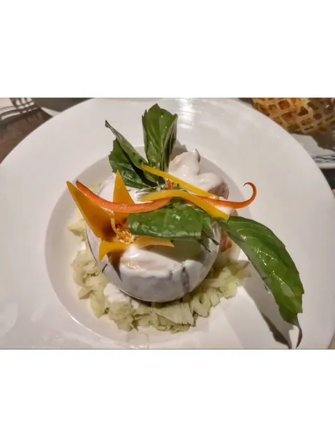 Manhattan’s Elegantly Royal Thai Cuisine(2)